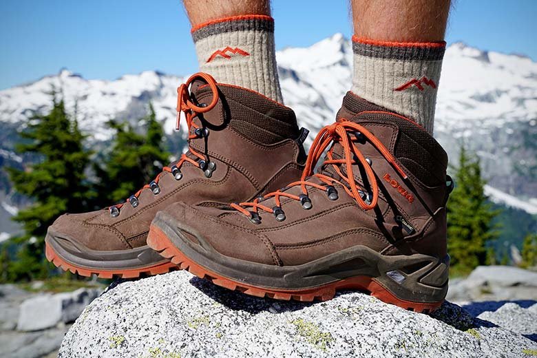 Tips for Choosing the Right Hiking Shoes - Adventures-hub