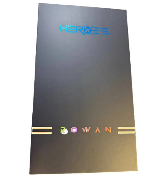 Heroe's Rowan 2026 Padel Racket presentation box