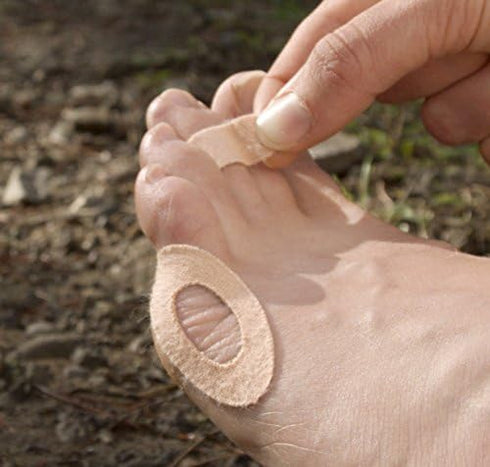 Adventure Medical Kits – Moleskin Pre-Cut and Shaped