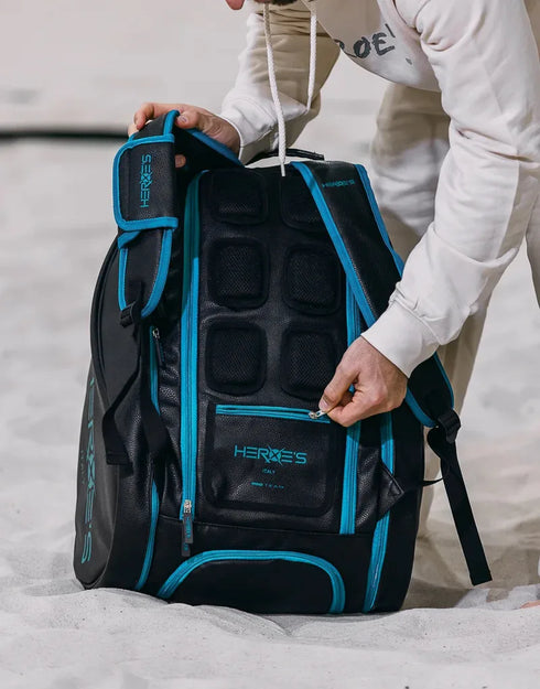 Heroe's Thunder Futura padel bag, lifestyle