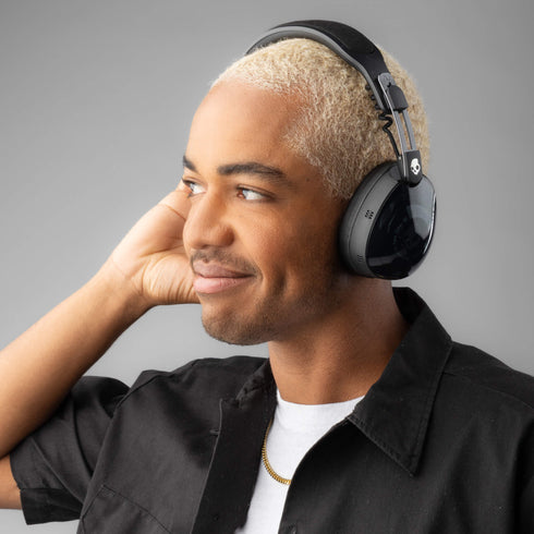 Skullcandy Aviator 900 ANC Wireless Over-Ear Headphones lifestyle