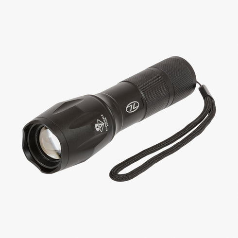 Highlander Orion 280 Zoom Hand Torch, black, angled view of the lens