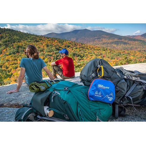 Adventure Medical Kits – Mountain Series INTL Backpacker