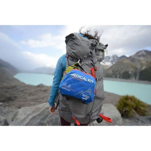 Adventure Medical Kits – Mountain Series INTL Backpacker