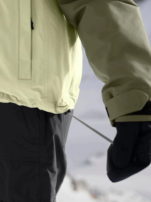 ARMADA _ NYLIE 2L INSULATED JACKET Cleanly styled, fully featured 2L insulated jacket