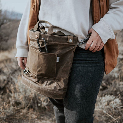 Barebones Foraging Bag Dark Khaki, Breathable Harvest Bag for Herbs, Mushrooms, Produce and Trail Foraging