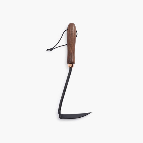 Barebones Japanese Weeding Hoe, Stainless Steel Hand Hoe with Walnut Handle for Weeding and Garden Beds