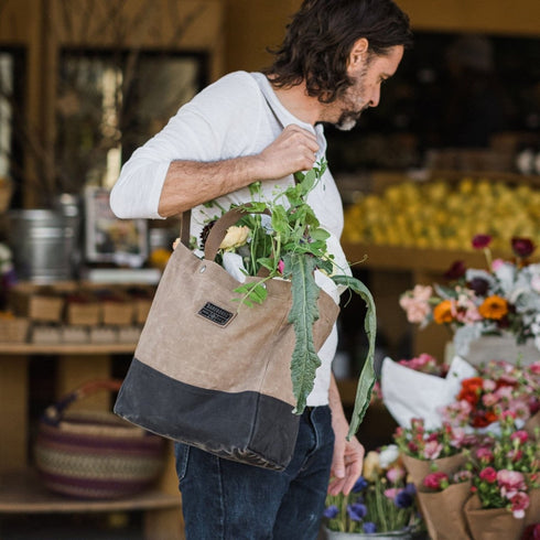 Barebones Neelum Market Tote Khaki, 16L Waxed Canvas Shopping Tote with Leather Details