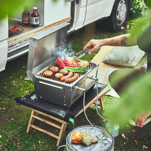 Burnhard JONES 2-Burner Folding Gas Grill, Portable Stainless Steel Camping BBQ with Lid, Carry Bag and Multitool