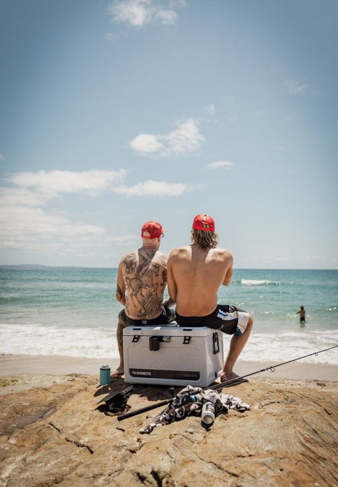 Dometic CIDRHBRK Cool - Ice Drink Holder Bracket – Sturdy Mount for Drink Holders on Cool - Ice Boxes