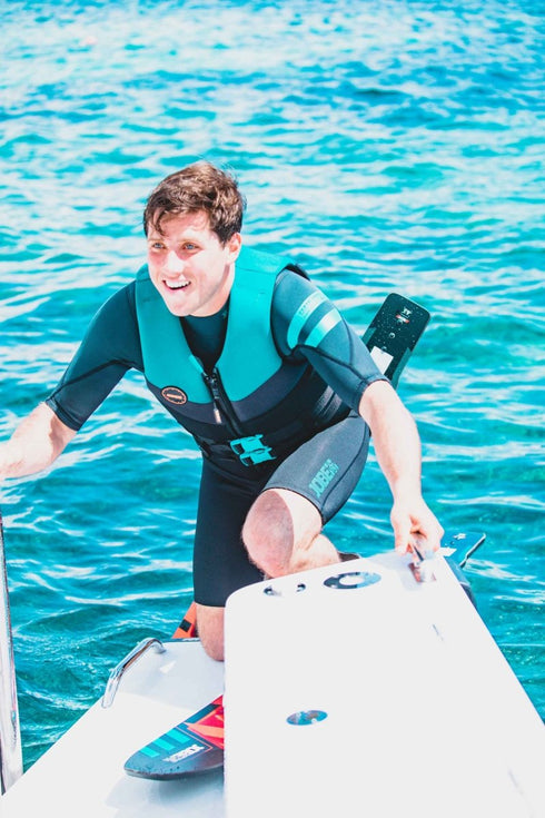 Jobe Hemi Combo Waterskis, Beginner - Friendly Water Ski Pair with Bindings for Learning