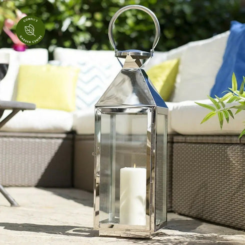 La Hacienda Palma Lantern - Stylish and Functional Outdoor Lantern