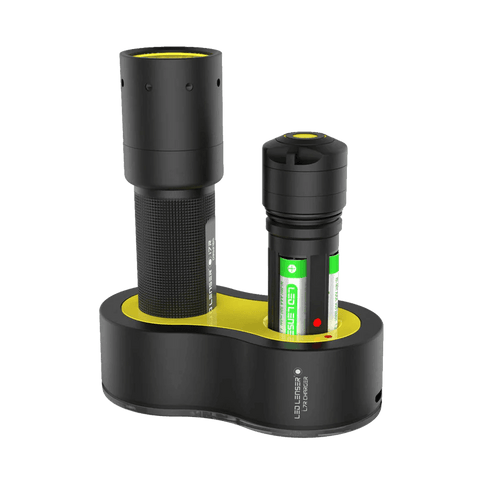 Ledlenser i7DR Dual Charging Station Flashlight - Dual Charging Options for Ultimate Convenience