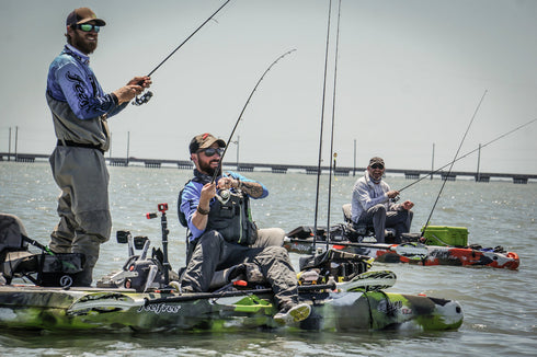 Feelfree Lure 13.5 V2 anglers standing and casting, lifestyle