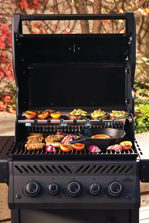 Napoleon Rogue Phantom RSE425 - The Ultimate Matte Black Special Edition Grill