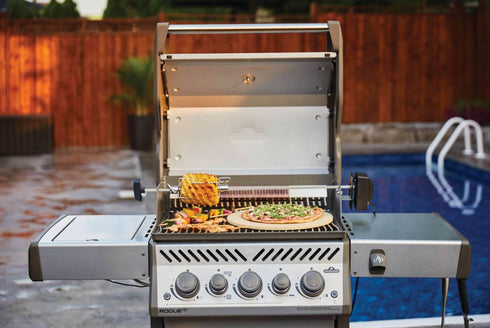 Napoleon Rogue SE 425 RSIB Grill – Infrared Sizzle Zone & Rotisserie