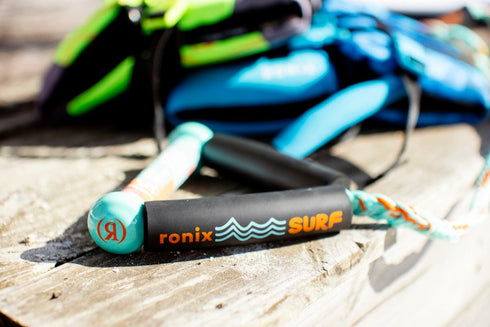 Ronix Kids Surf Rope with 8 Inch Lycra Grip Handle Aqua, 25 ft 4 Section Wakesurf Rope with Rope Caddy