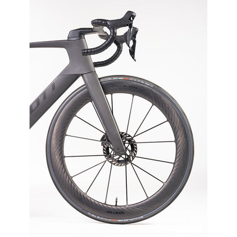 Schwalbe Pro One Aero front tyre, alternate view