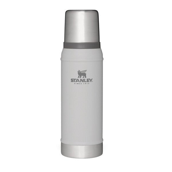 Stanley Classic Legendary Bottle 0.75L - Mid - Sized Insulated Bottle for Active Lifestyles