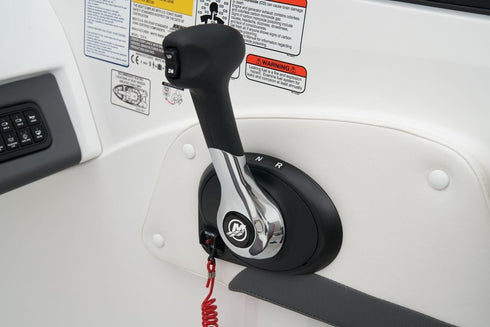 Tahoe 210 S Speed boat - Boat, Motor, & Trailer