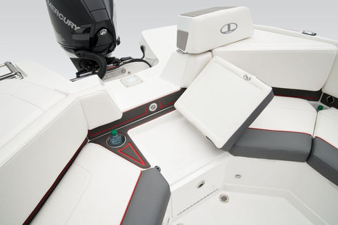 Tahoe 210 S Speed boat - Boat, Motor, & Trailer