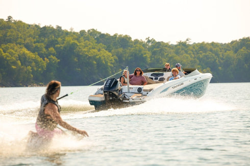 Tahoe 210 S Speed boat - Boat, Motor, & Trailer