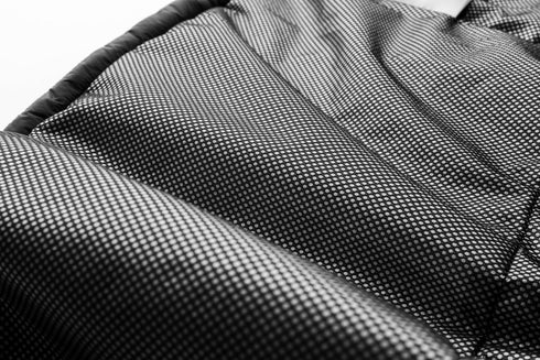 THAW Men's Rechargeable Heated Vest, Graphene Heated Gilet with 4 Heat Zones, 3 Modes and 5000 mAh Power Bank
