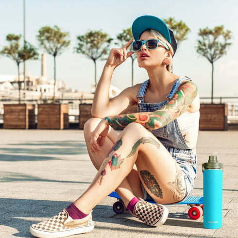 Waicee Stainless Steel Water Bottle 21oz - Durable and Insulated Hydration Bottle