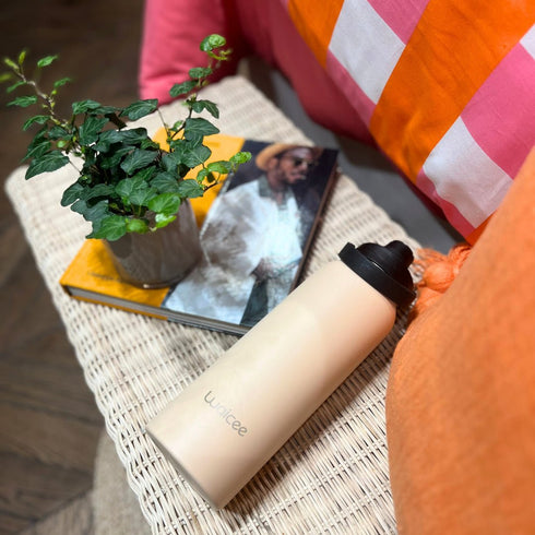 Waicee Stainless Steel Water Bottle 21oz - Durable and Insulated Hydration Bottle