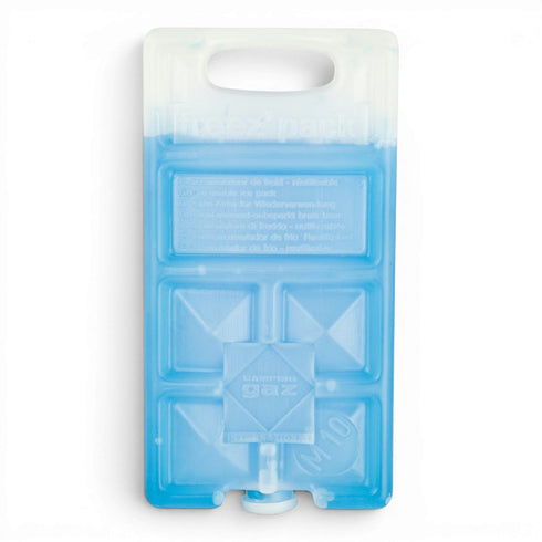 Campingaz Freez Pack M10 reusable ice pack, product shot on white