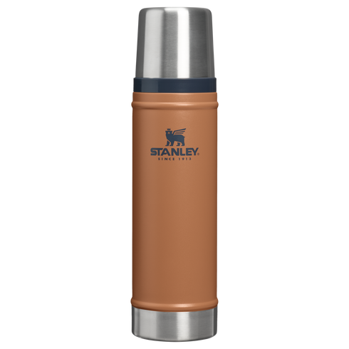 Stanley Legendary Classic Bottle 0.59 L in Toast, front view on white