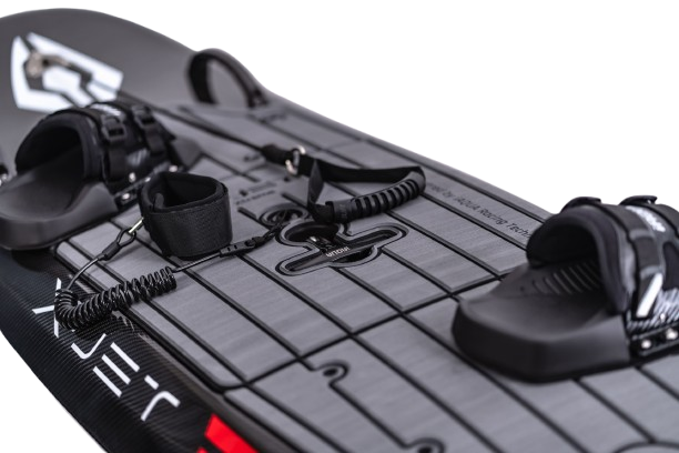 بطارية بسعة 3,670 واط ساعة، مدى من 25 إلى 45 كم
