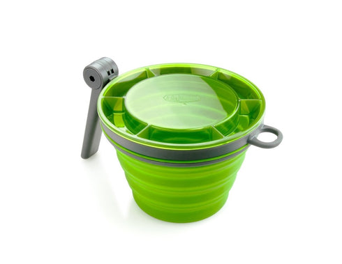 GSI Outdoors Collapsible Fairshare Mug, 650 ml Silicone Camping Mug and Bowl with Screw Lid and Folding Handle