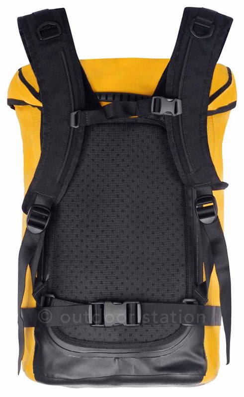 waterproof-urban-backpack-feelfree-track-25l-trk25ylw-2