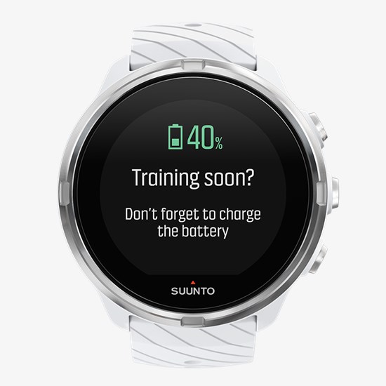 ss050143000-suunto-9-g1-white-front-view_bat-reminder-charge-01