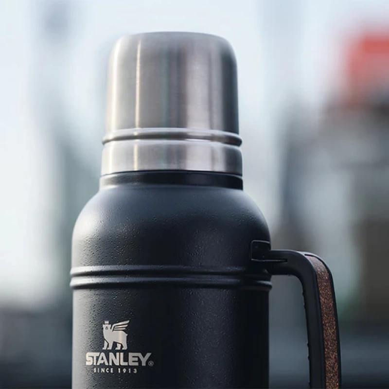 THE ARTISAN THERMAL BOTTLE - 1.4L- STANLEY