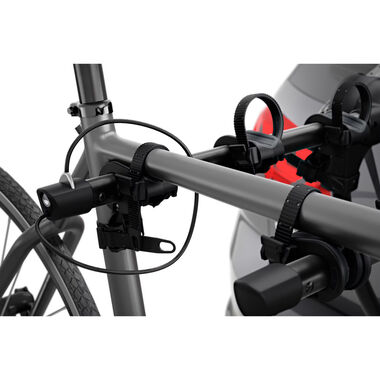 thule-gateway-pro-black-3-bike-trunk-bike-rack-900700-detail-view-3