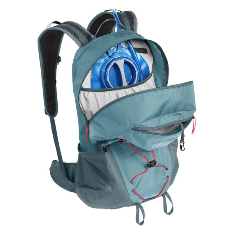 Womens_Fourteener_24_Liter_100oz_Hydration_Pack_3