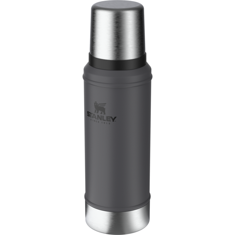 The_Legendary_Classic_Bottle_.75L_Charcoal-1_020b15b6-50a8-4510-ac0a-035df4f43f3d
