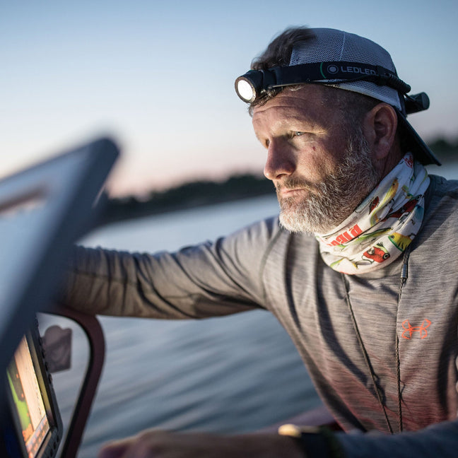 Ledlenser_880385_MH10_Headlamp_Lifestyle_Fishing_648x648