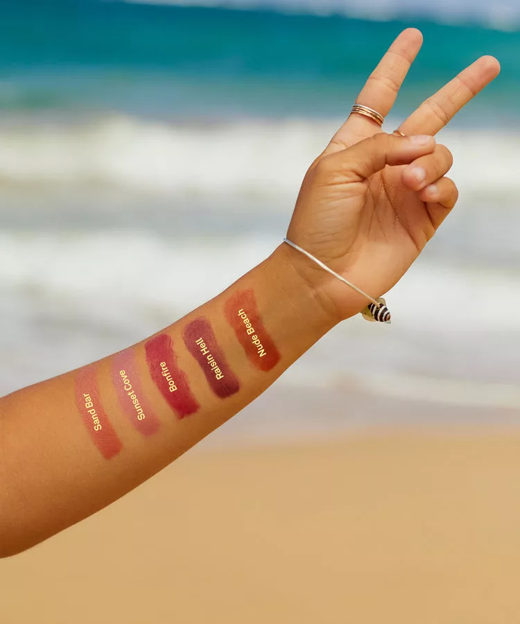 SB_Hawaii_Product-Lifestyle_Lip_Tinted-on-Arm_03_1937dfc0-d5a8-4ff0-8c4f-94fe94896b0e_900x900-jpg