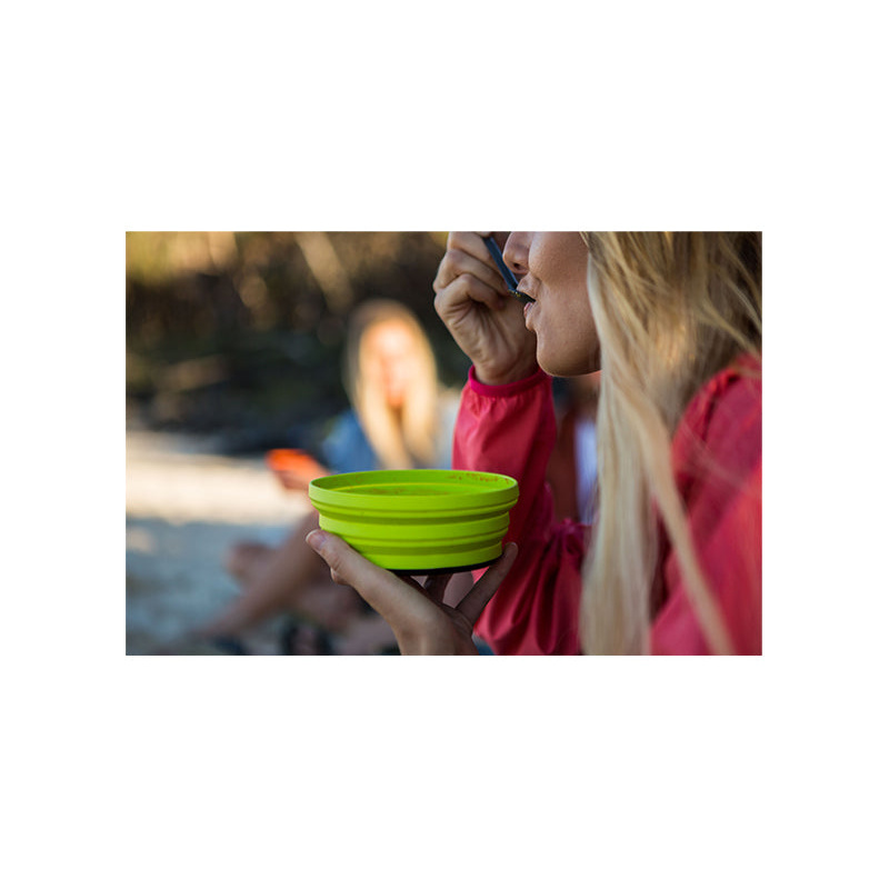Sea-to-Summit-Collapsible-X-Bowl_bd04b517-9d69-4398-9e42-c918eb26cb74