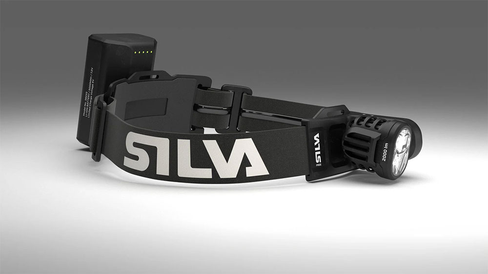 Silva-Free-2000-M-38224-16